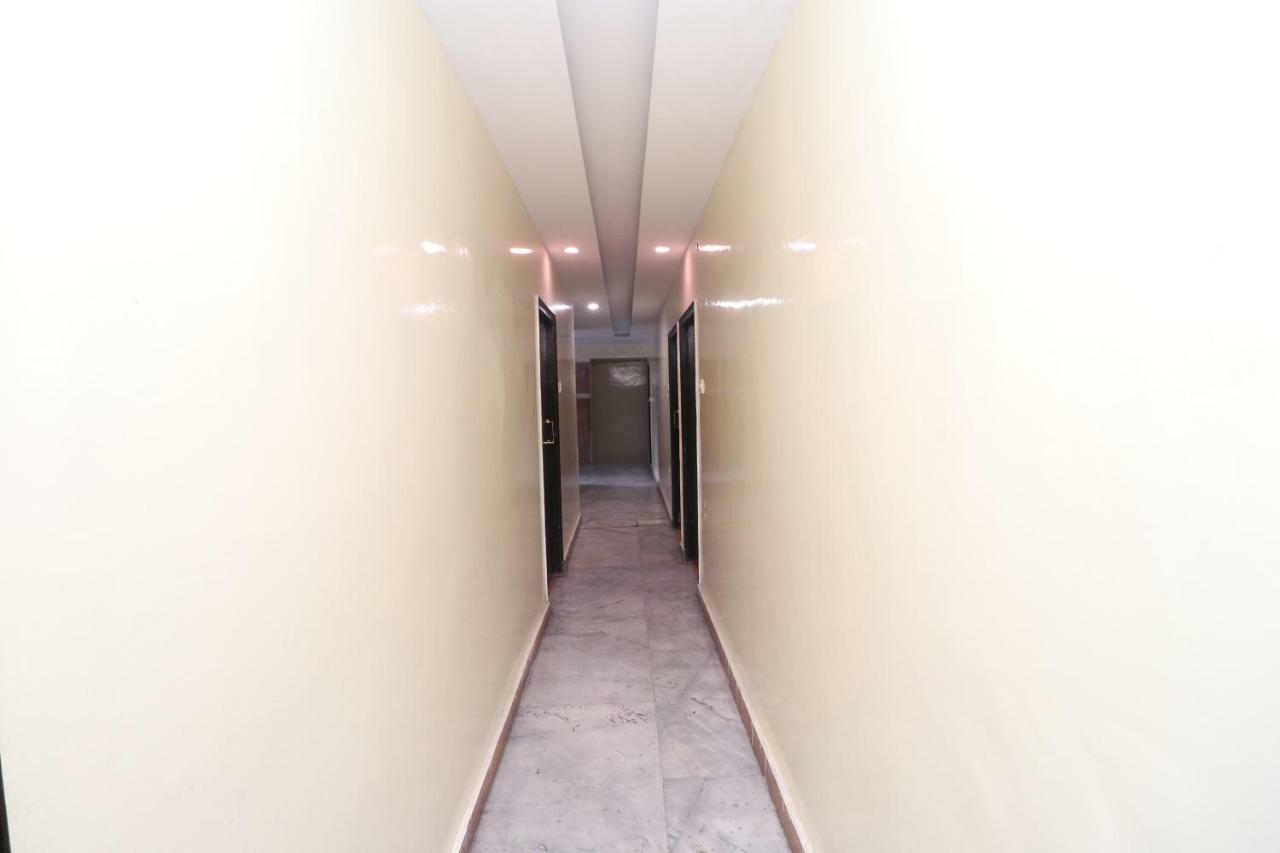 Oyo 29852 Hotel Golden View Abadpura 外观 照片